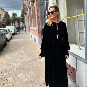 Ulla Johnson Talitha Midi Dress Black Velvet Silk Bohemian Witchy Size 2